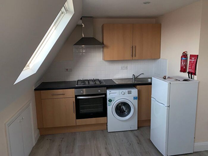 Studio To Rent In Shenley Road, Borehamwood, WD6