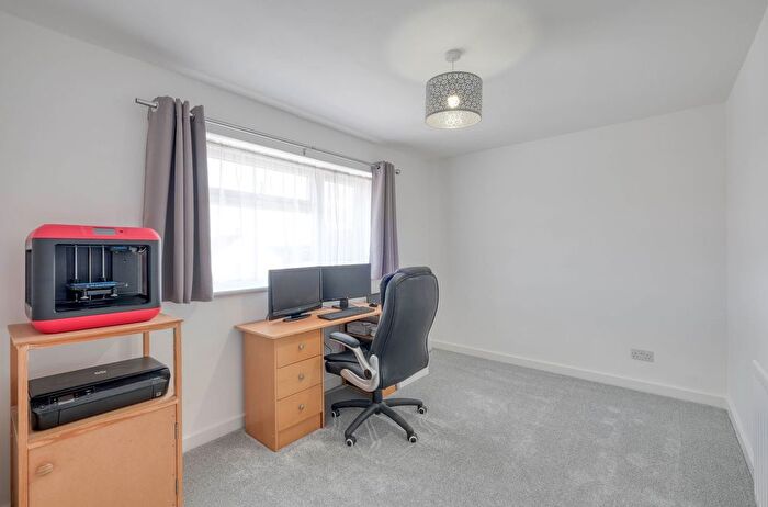 3 Bedroom Terraced House For Sale In Foxwalks Avenue, Rock Hill, Bromsgrove, B61