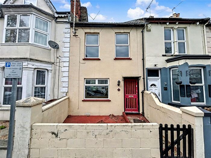 3 Bedroom Terraced House For Sale In Copenhagen Road, Gillingham, Kent, ME7