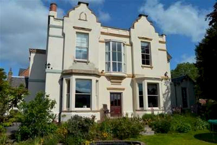 Flat To Rent In College Road, Chilwell, NG9