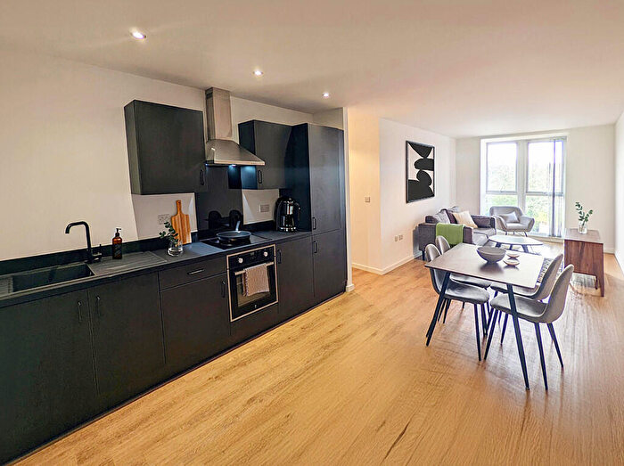 1 Bedroom Apartment To Rent In Rufus Court, Foundry Lane, LS14