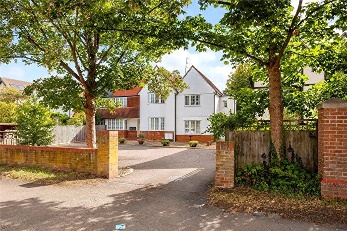 2 Bedroom Flat To Rent In Banbury Road, Oxford, OX2