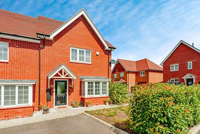 3 Bedroom End Of Terrace House For Sale In Ledger Gardens, Reigate, RH2