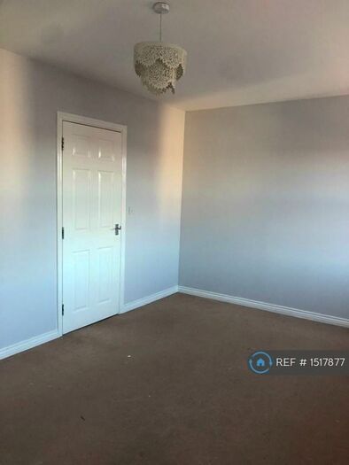 3 Bedroom Semi-Detached House To Rent In Alner Road, Blandford Forum, DT11