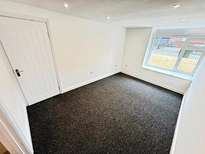 1 Bedroom Apartment To Rent In Gordon Street, Newcastle, Staffordshire, ST5