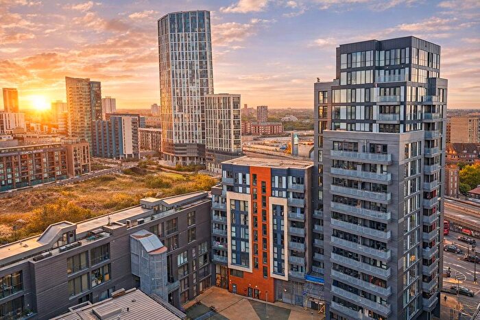 1 Bedroom Flat For Sale In Fondant Court, Bow, E3