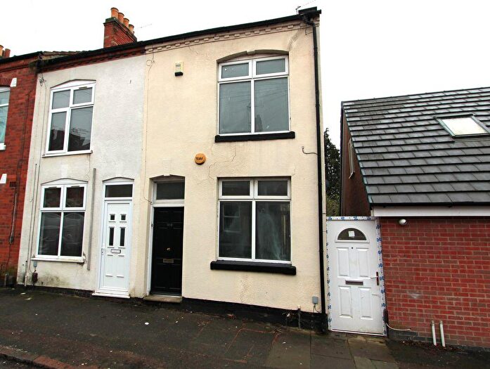 2 Bedroom End Of Terrace House To Rent In Avenue Road Extension, Leicester, LE2