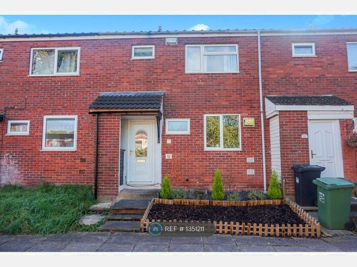 3 Bedroom Terraced House To Rent In Kempsey Close, Redditch, B98
