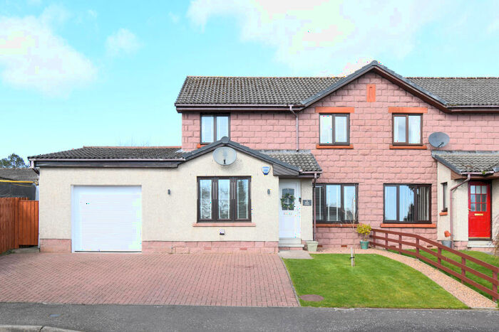 4 Bedroom Semi-Detached House For Sale In Downie Way, Montrose, DD10