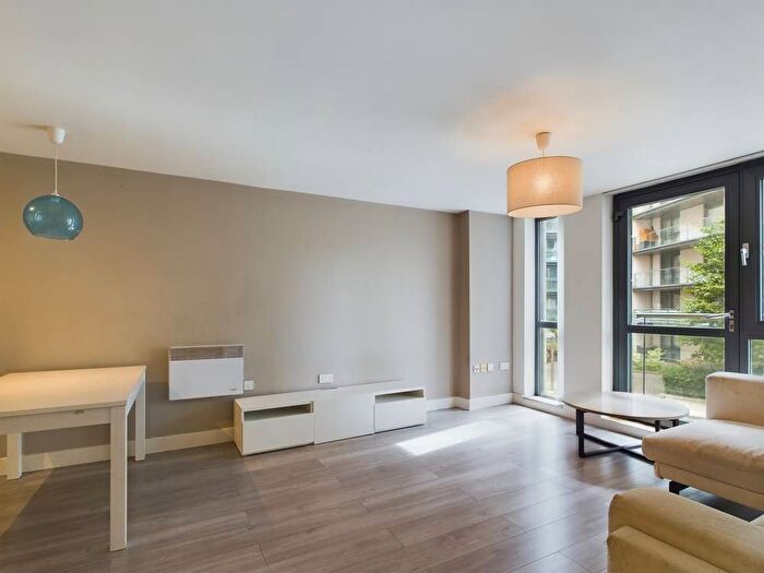 2 Bedroom Flat To Rent In Holliday Street, City Centre, Birmingham, B1