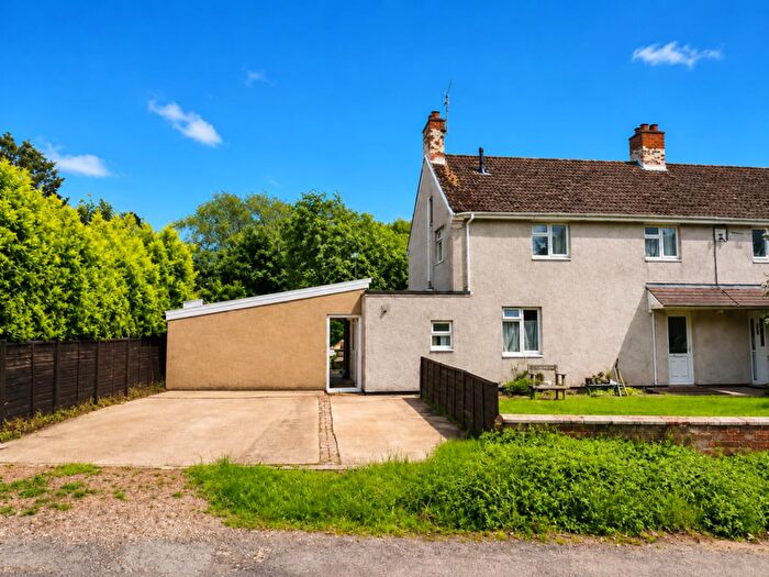 3 Bedroom Semi Detached House For Sale In Vicarage Lane, East Haddon, Northamptonshire, NN6