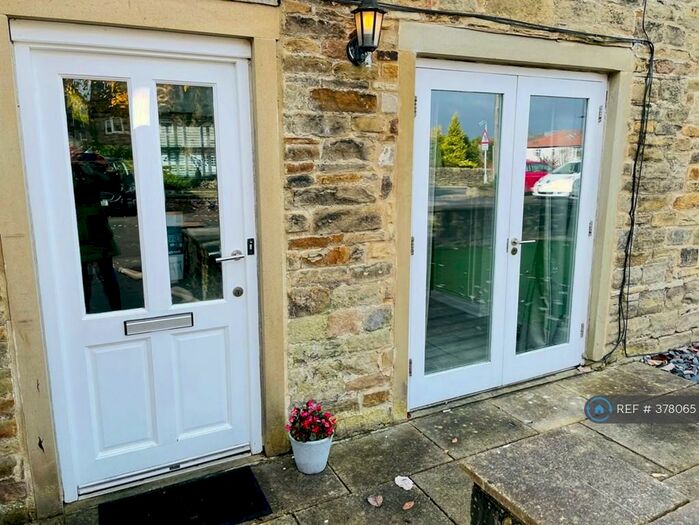 2 Bedroom Flat To Rent In Providence House, Wilsden, Bradford, BD15