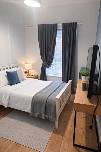 6 Bedroom House To Rent In Saint Luke Street, Stoke-on-Trent, ST1