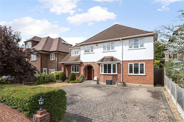 5 Bedroom Detached House For Sale In Wolsey Close, Kingston Upon Thames, Surrey, KT2
