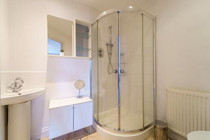 4 Bedroom Terraced House To Rent In Portland Road, Ashford, TW15