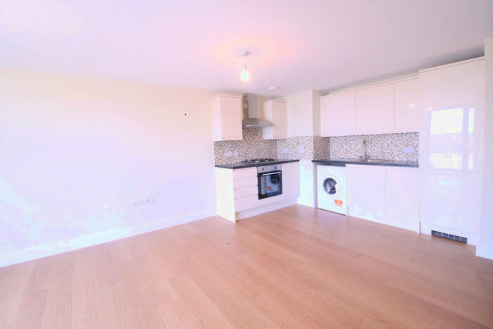 1 Bedroom Flat To Rent In Charter House, High Road, IG1