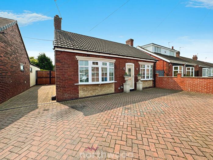 2 Bedroom Detached Bungalow For Sale In Kirton Lane, Thorne, Doncaster, DN8
