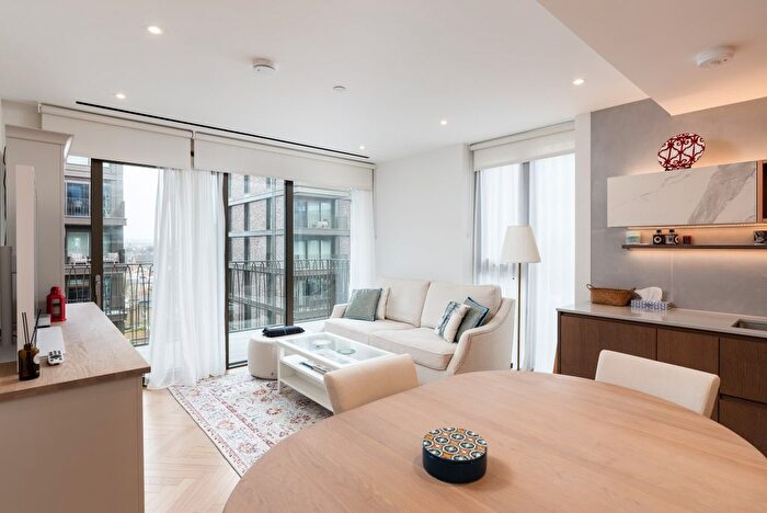 2 Bedroom Flat To Rent In Townmead Road, London, SW6