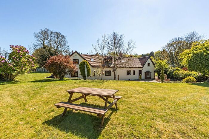 4 Bedroom Detached House For Sale In The Drift, Bawdeswell, Dereham, NR20