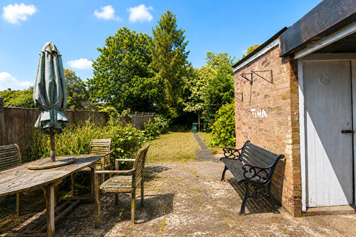 4 Bedroom End Of Terrace House To Rent In Mayors Croft, Coventry, CV4