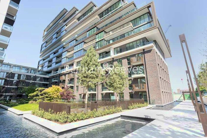 2 Bedroom Flat To Rent In Merino Gardens, London, E1W