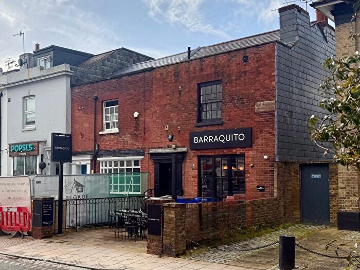 2 Bedroom Flat To Rent In Bedford Place, Southampton, Hampshire, SO15