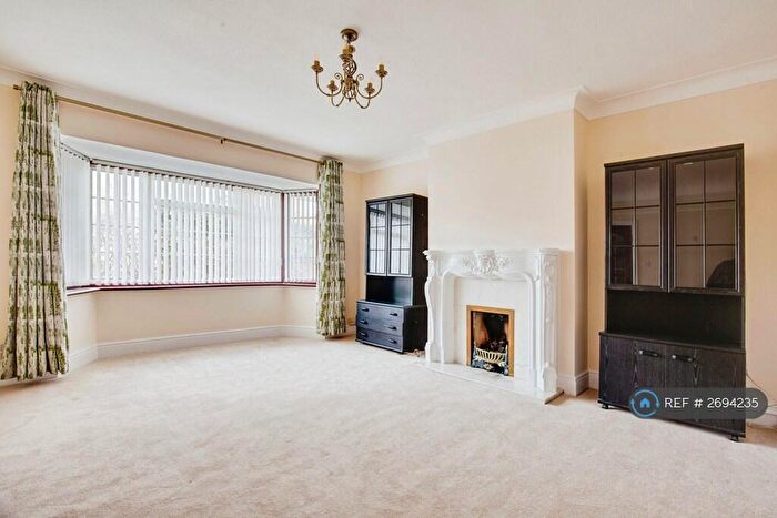 3 Bedroom Semi-Detached House To Rent In Pinner Road, Northwood, HA6