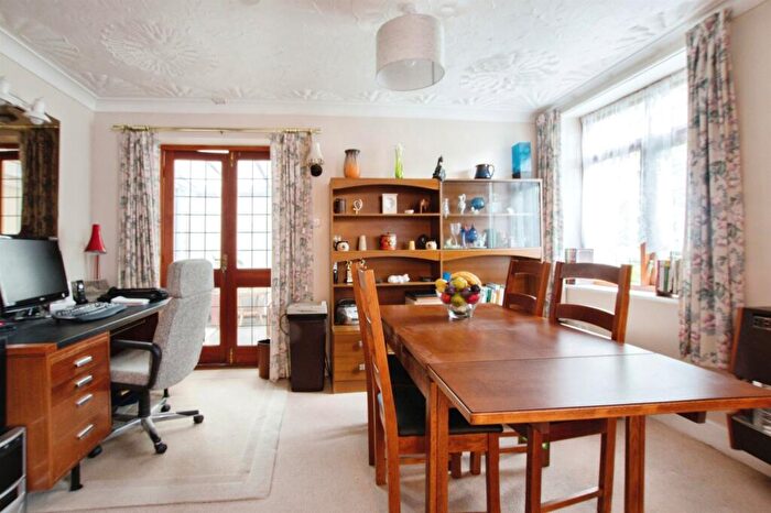 3 Bedroom Detached House For Sale In Wood Lane, Bournemouth, BH11