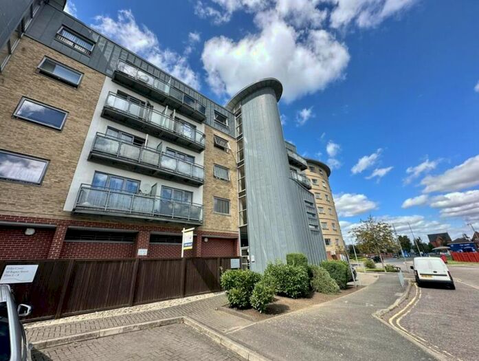 2 Bedroom Flat To Rent In Rapier Street, Ipswich, IP2