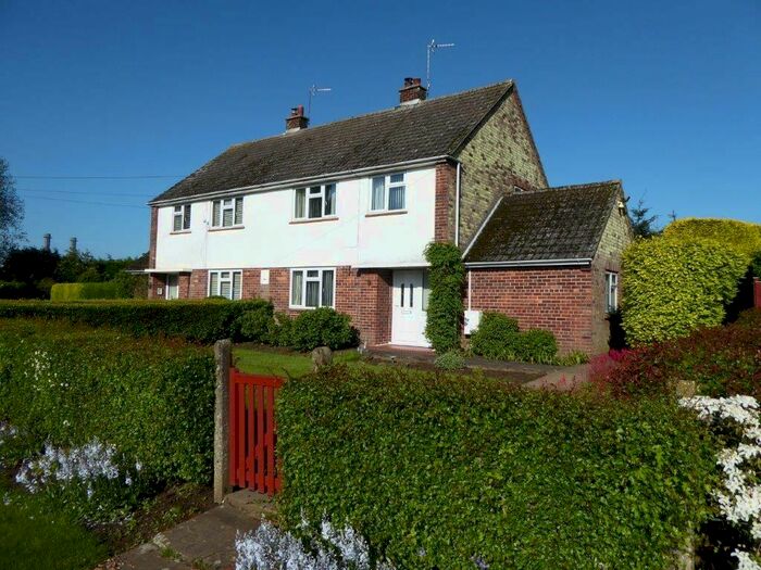 3 Bedroom Semi-Detached House To Rent In Marsh Road, Wykeham, Spalding, PE12