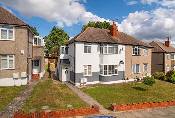 2 Bedroom Maisonette To Rent In Oakdene Road, Orpington, BR5