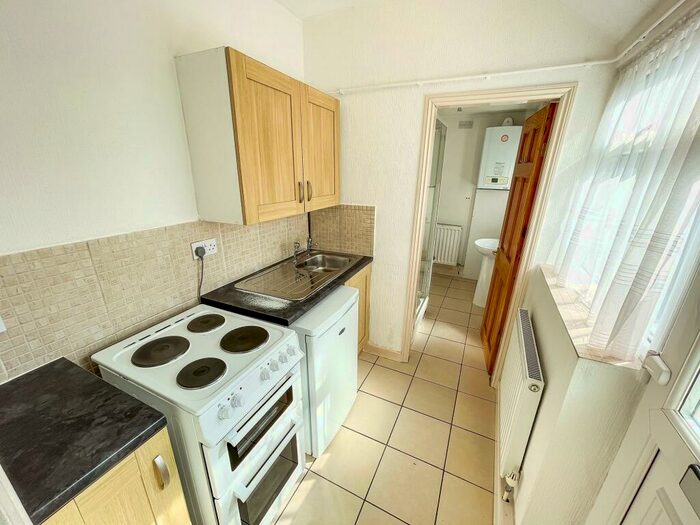 1 Bedroom Flat To Rent In Grafton Street, Lincoln, LN2