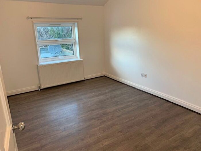 1 Bedroom Flat To Rent In Fernham Road, Thornton Heath, CR7