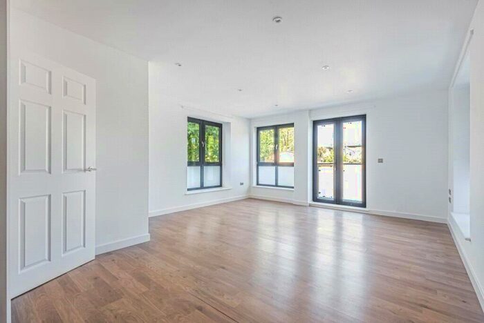 1 Bedroom Apartment To Rent In Lennard Road, Croydon, CR0