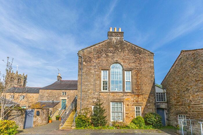 2 Bedroom Property For Sale In Lingard Gate Main Street, Hornby, LA2