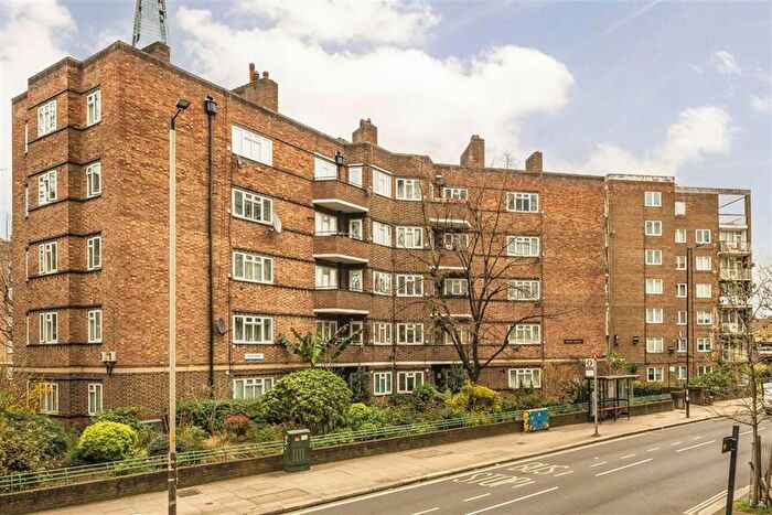 2 Bedroom Flat For Sale In Long Lane, Long Lane, SE1