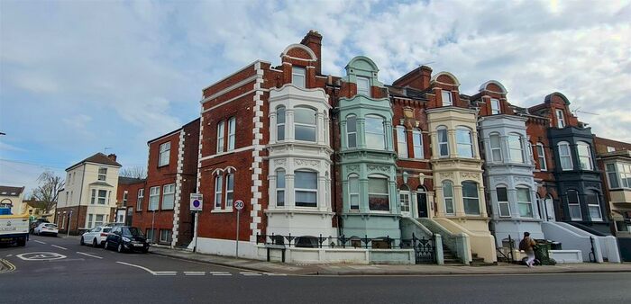 1 Bedroom Flat To Rent In Victoria Road North, Southsea, PO5