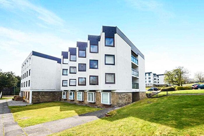 1 Bedroom Apartment For Sale In Brandon House, The Furlongs, Hamilton, ML3