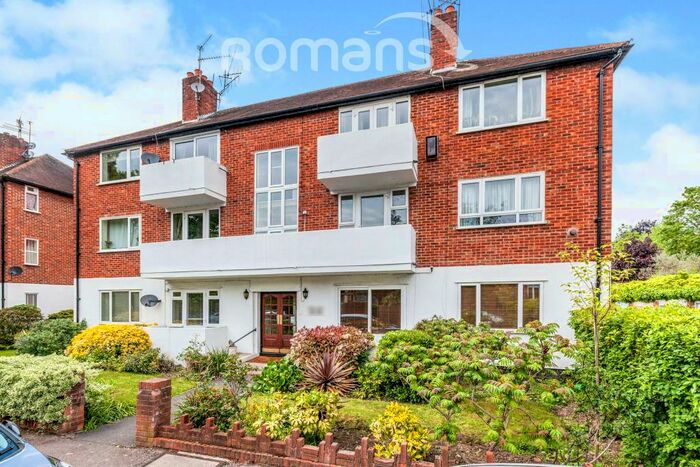 2 Bedroom Flat To Rent In River Road, SL6