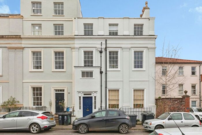 1 Bedroom Flat To Rent In Clifton, Bristol, BS8