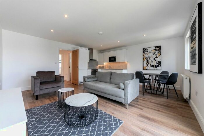 1 Bedroom Flat To Rent In Hendon Way, London, NW4