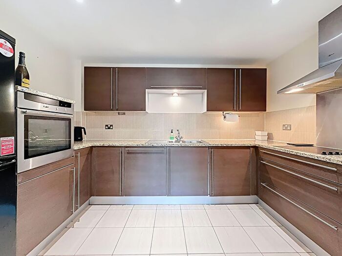 2 Bedroom Flat To Rent In Watkiss Way, Victoria Wharf, CF11