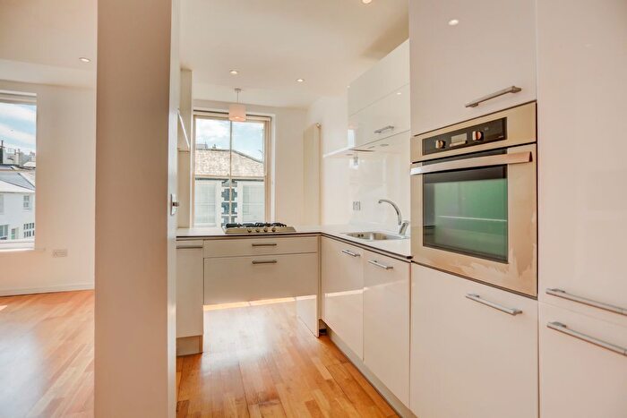 2 Bedroom Flat To Rent In Brunswick Street West, Hove, BN3