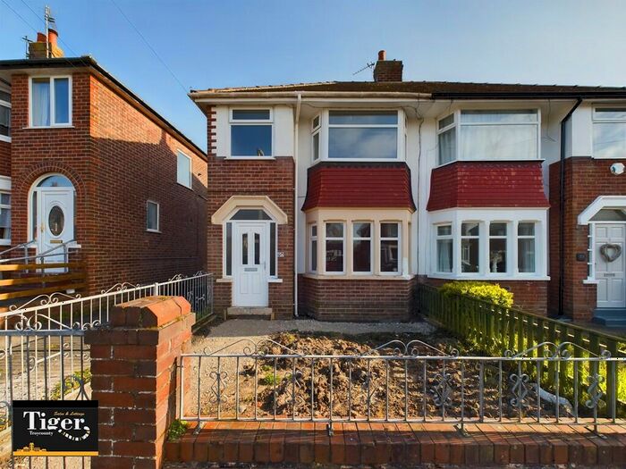 3 Bedroom Semi-Detached House To Rent In Salmesbury Avenue, Blackpool, FY2