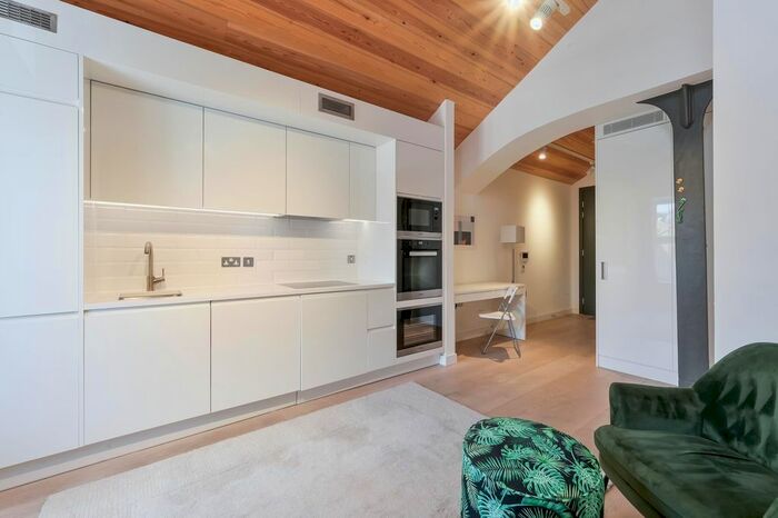 Studio To Rent In Coopers Lofts, Bubbling Well Square, London, SW18
