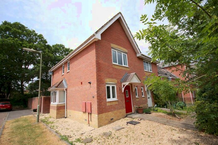 2 Bedroom Terraced House To Rent In Oak Coppice Road, Whiteley, Fareham, PO15