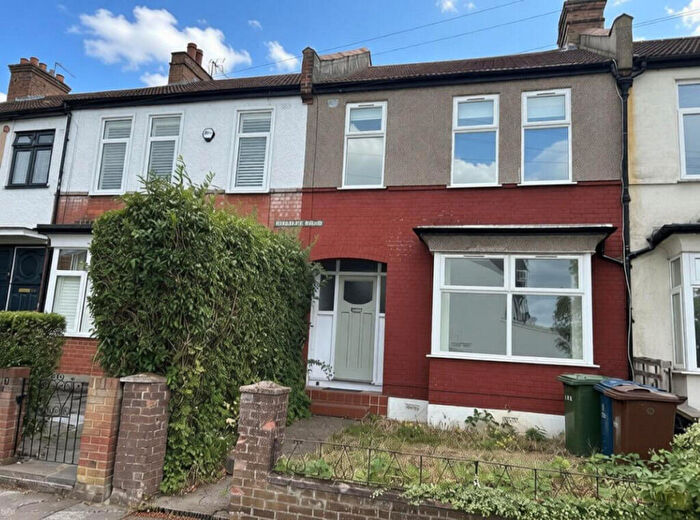 3 Bedroom Terraced House To Rent In Kingsley Road, Harrow, HA2