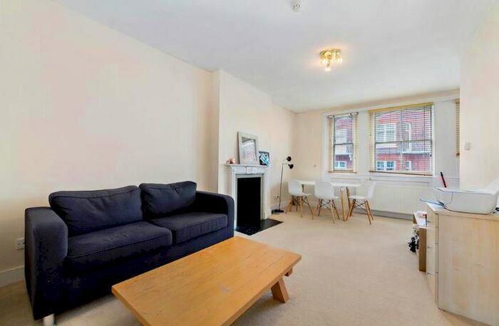3 Bedroom Flat To Rent In Seymour Place, Marylebone, London, W1H