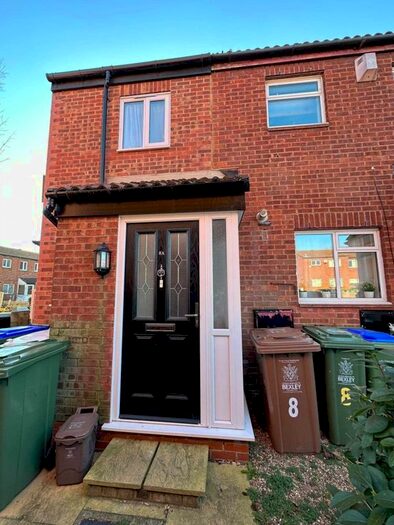 2 Bedroom Property To Rent In Grange Crescent, Thamesmead, SE28