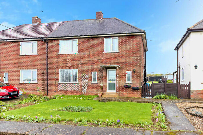 3 Bedroom Semi-Detached House For Sale In London Road, Little Irchester, NN8